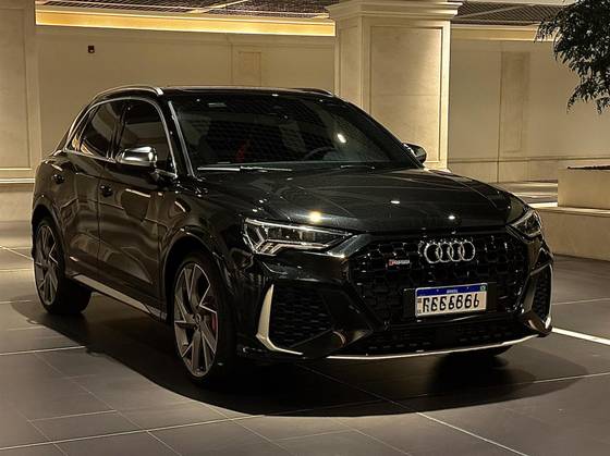 AUDI RS Q3 2.5 TFSI QUATTRO GASOLINA S-TRONIC AUDI RS Q3 2.5 TFSI QUATTRO GASOLINA S-TRONIC